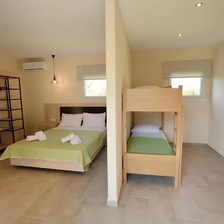 Aenaon Aparthotel *